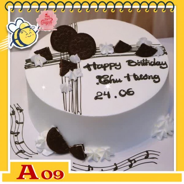 giới thiệu tổng quan Bánh kem sinh nhật đơn giản A09 màu trắng mix bánh oreo tạo hình nốt nhạc dòng thơ