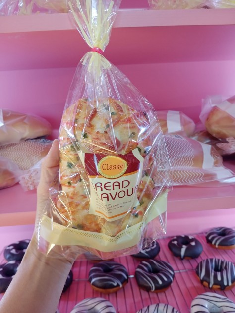 giới thiệu tổng quan Tổng hợp Bánh mì, bánh ngọt cao cấp tại Quỳnh Bakery