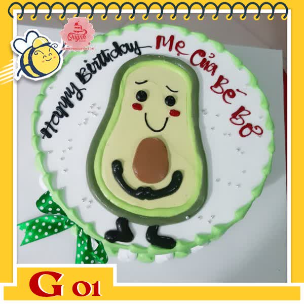 Bánh kem bé gái G01 quả bơ hình người nền trắng viền xanh bơ thắt nơ xanh