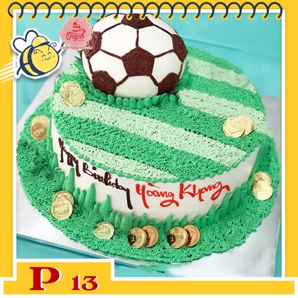 Bánh kem bé trai P13 quả bóng sân cỏ xanh tươi vui kèm đồng xu vàng