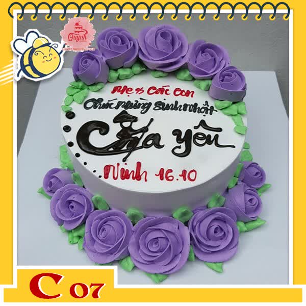 Bánh kem tặng cha C07 chữ thư pháp Cha yêu nền trắng viền xung quanh là hoa màu tím nở rộ tươi thắm
