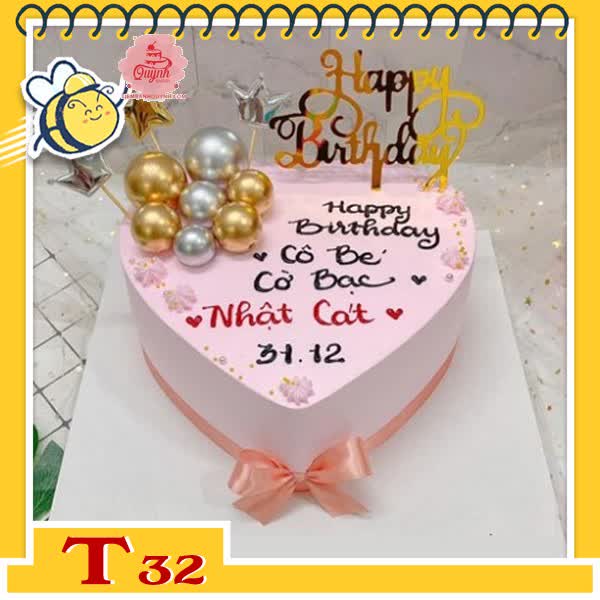 Bánh kem trái tim T32 màu hồng cắm phụ kiện hiện đại lãng mạn tặng cho nữ