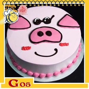 Bánh kem bé gái G05 bé heo hồng xinh xắn nền hồng nhạt tai mũi hồng đậm hơn Bánh kem bé gái G05 bé heo hồng xinh xắn nền hồng nhạt tai mũi hồng đậm hơn