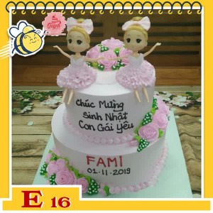 Bánh kem búp bê E16 2 bé ngồi trên bánh 2 tầng màu hồng siêu dễ thương