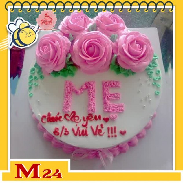 giới thiệu tổng quan Bánh kem tặng mẹ M24 nền trắng bắt hoa màu hồng to đẹp vẽ chữ Mẹ đơn giản mà tinh tế